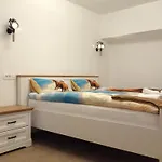 Apartmaji Pri Fijakarju - 