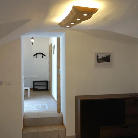 Apartmaji Pri Fijakarju - 