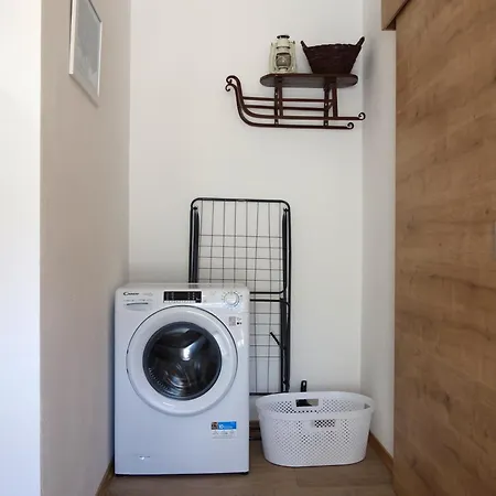Apartmaji Pri Fijakarju - 