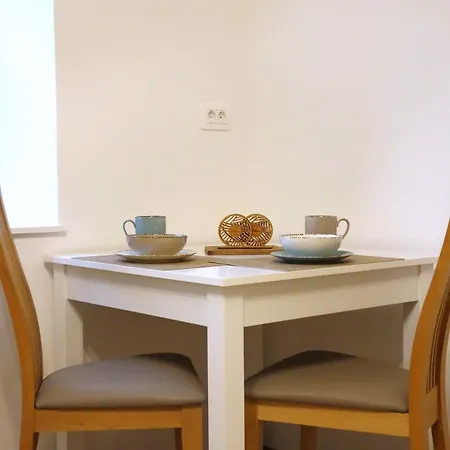 Apartmaji Pri Fijakarju - 