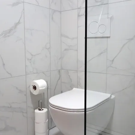 Apartmaji Pri Fijakarju - 