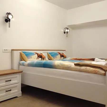 Apartmaji Pri Fijakarju - 