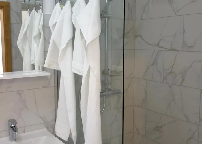 公寓 Apartmaji Pri Fijakarju - 