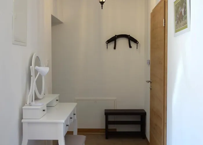 Apartmaji Pri Fijakarju - 